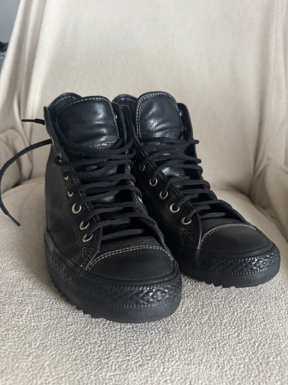 Converse Chuck Taylor All Star Thinsulate Boots – Men’s Size 12